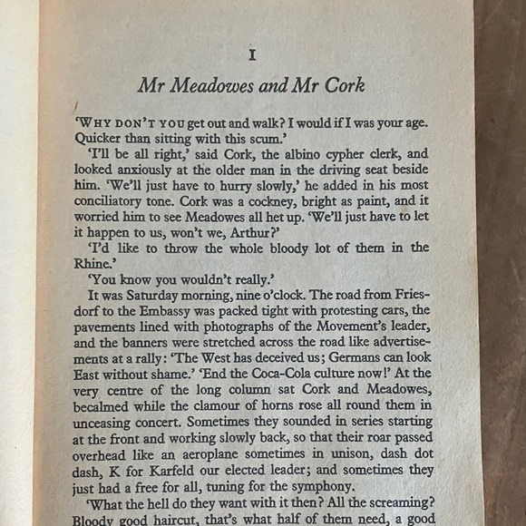 John Le Carré A Small Town in Germany - vintage 1974 edition paperback Book - Picture 7 of 15